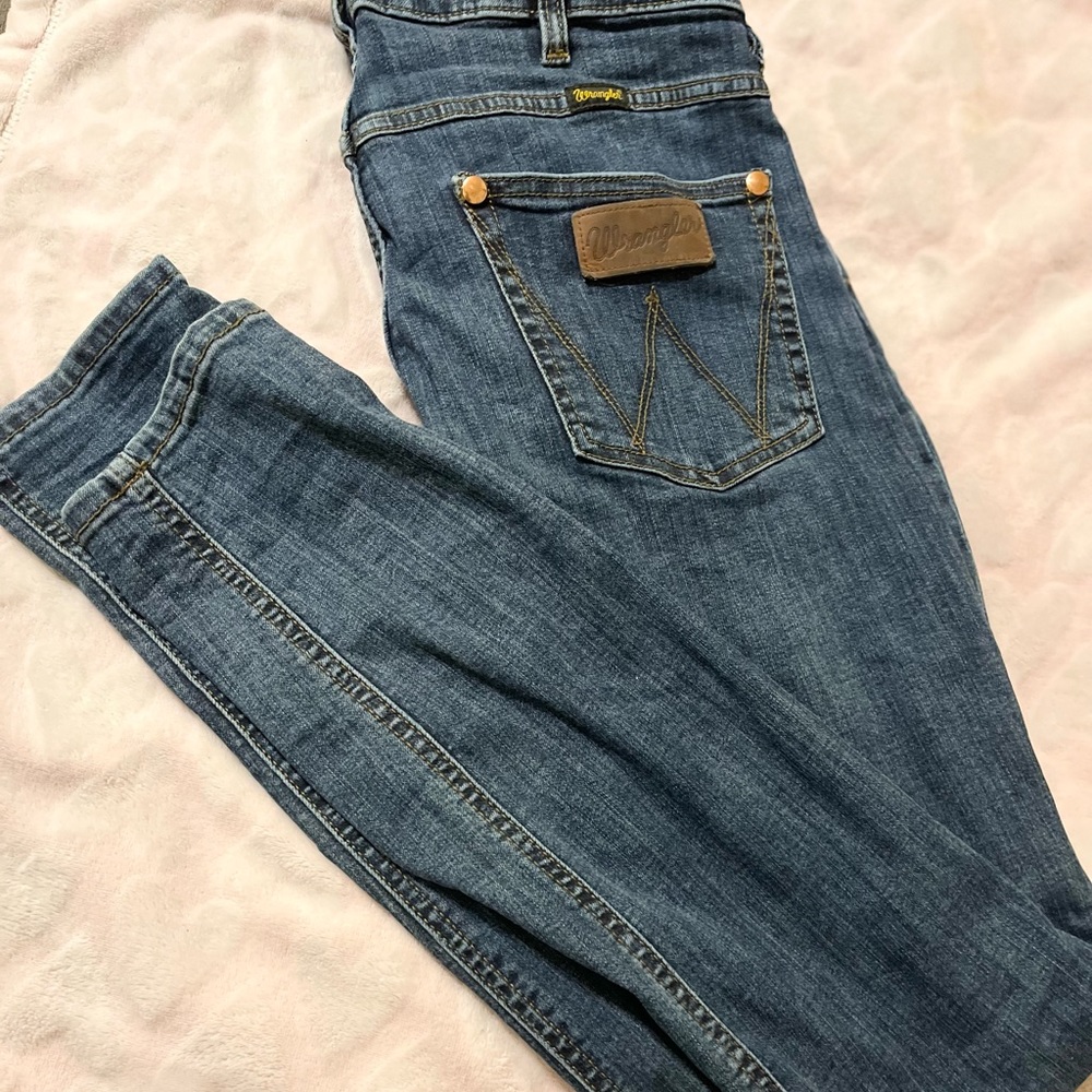 Wrangler Retro High Rise Skinny Jean - Picture 7 of 10